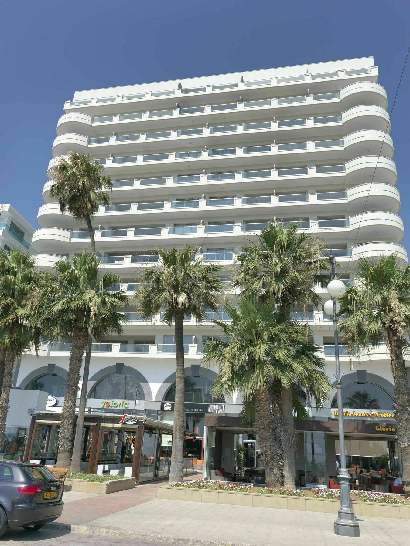 Finikoudes Luxury Apartments Larnaca Eksteriør billede