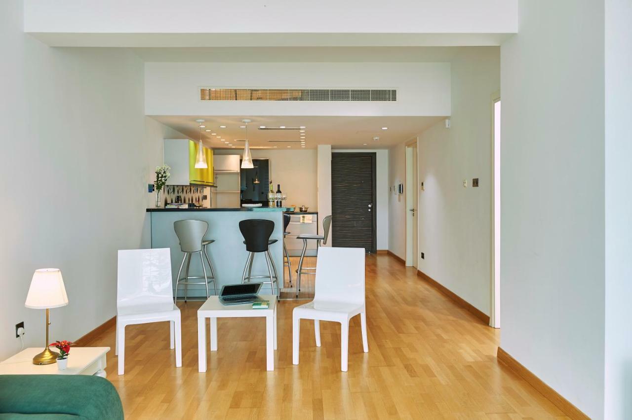 Finikoudes Luxury Apartments Larnaca Eksteriør billede
